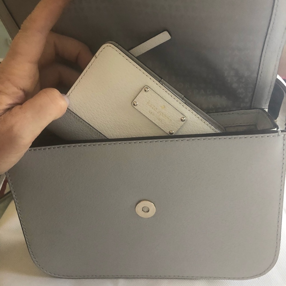 kate Sade bifold leather wallet